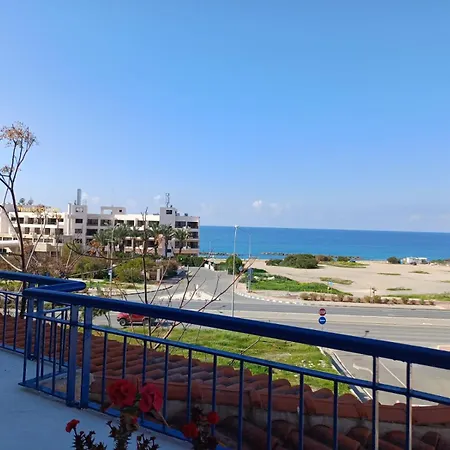 Kings Palace - Spacious 2-bed With Sea Views And Large Patio * Paphos