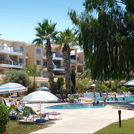 Kings Palace - Spacious 2-bed With Sea Views And Large Patio Apartamento *