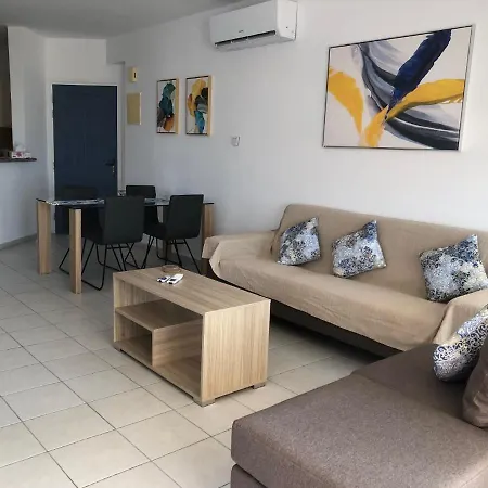 Apartamento Kings Palace - Spacious 2-bed With Sea Views And Large Patio