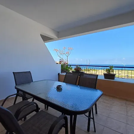 Kings Palace - Spacious 2-bed With Sea Views And Large Patio * Paphos